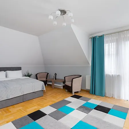 Pod Warszawa Z Ogrodem I Grillem Villa Kobyłka