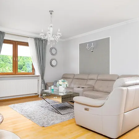 Pod Warszawa Z Ogrodem I Grillem * Kobylka