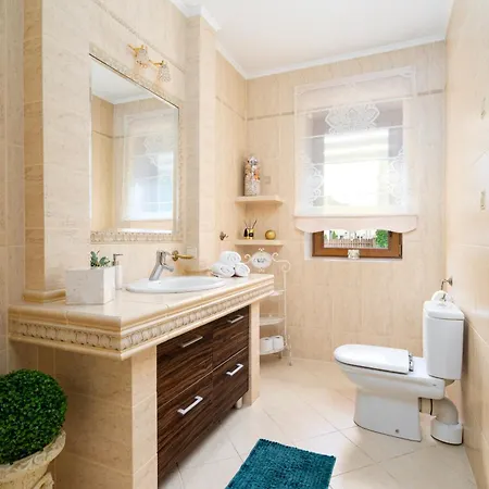 Pod Warszawa Z Ogrodem I Grillem Villa Kobylka